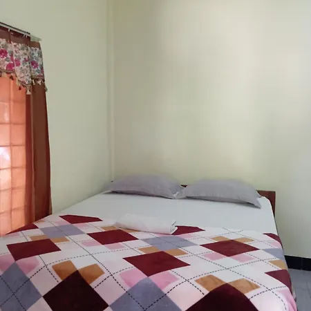 Pedek Homestay Praya Exterior photo