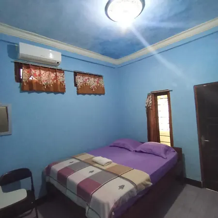 Pedek Homestay Praya Exterior photo