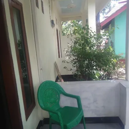 Pedek Homestay Praya Exterior photo